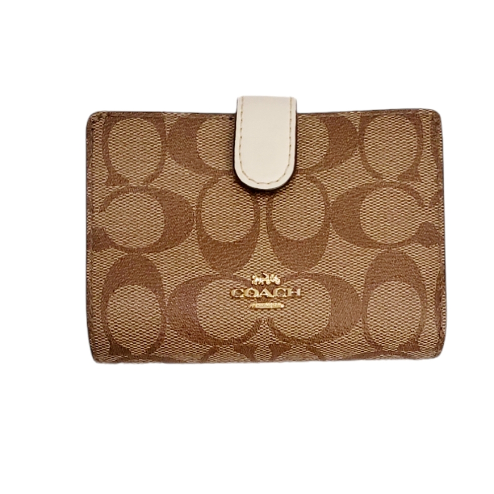 Coach Beige Colorblock Signature Wallet - Picture 1 of 6